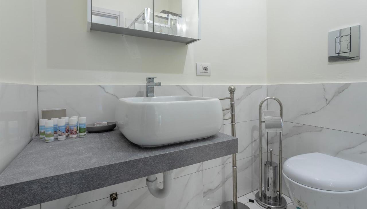 Italianway - Pontaccio 2 Apartment Milan Bagian luar foto